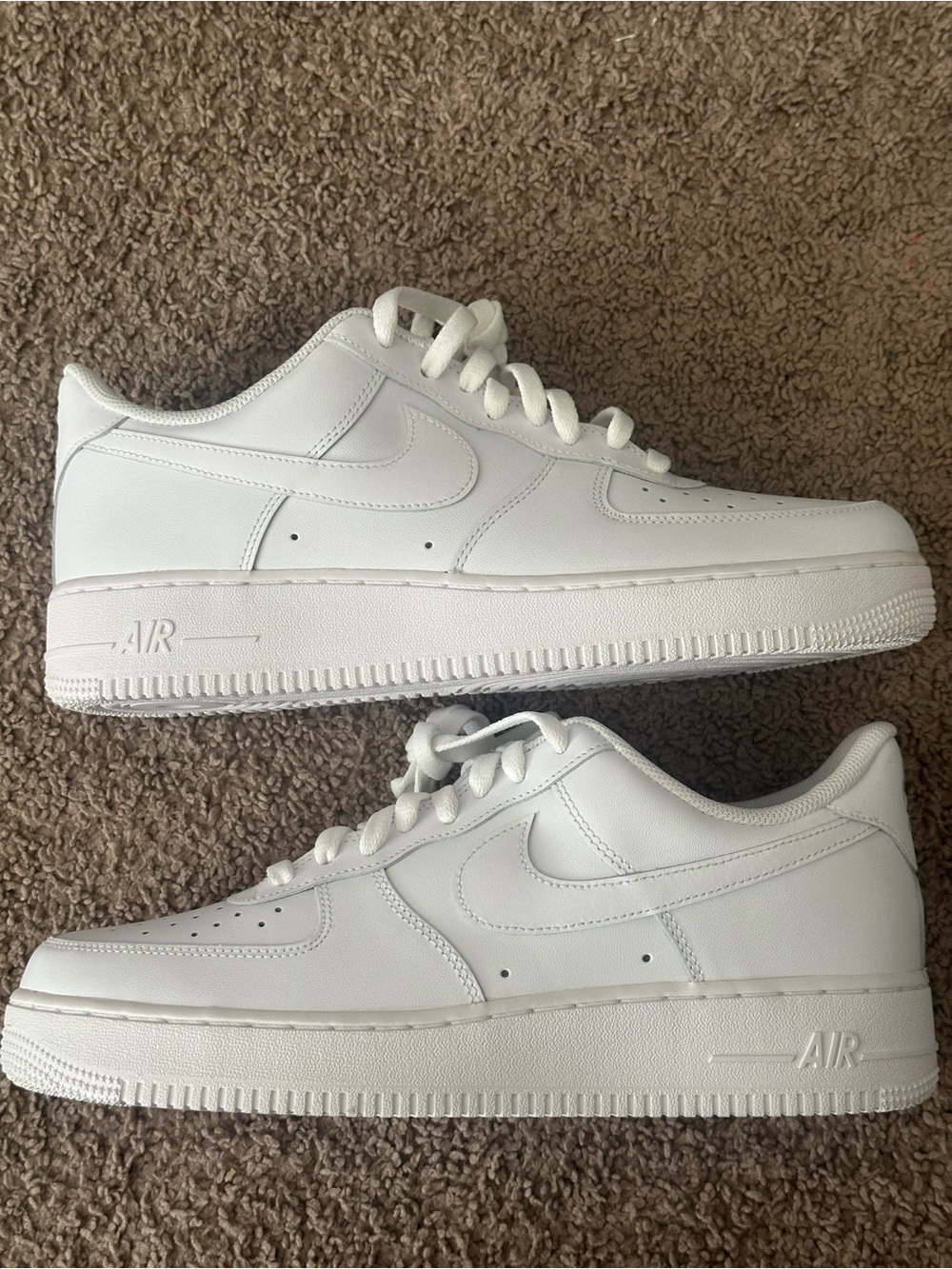 Nike Air Force 1 White Low-Top Leather Sneakers Size 12 - Picture 2 of 5